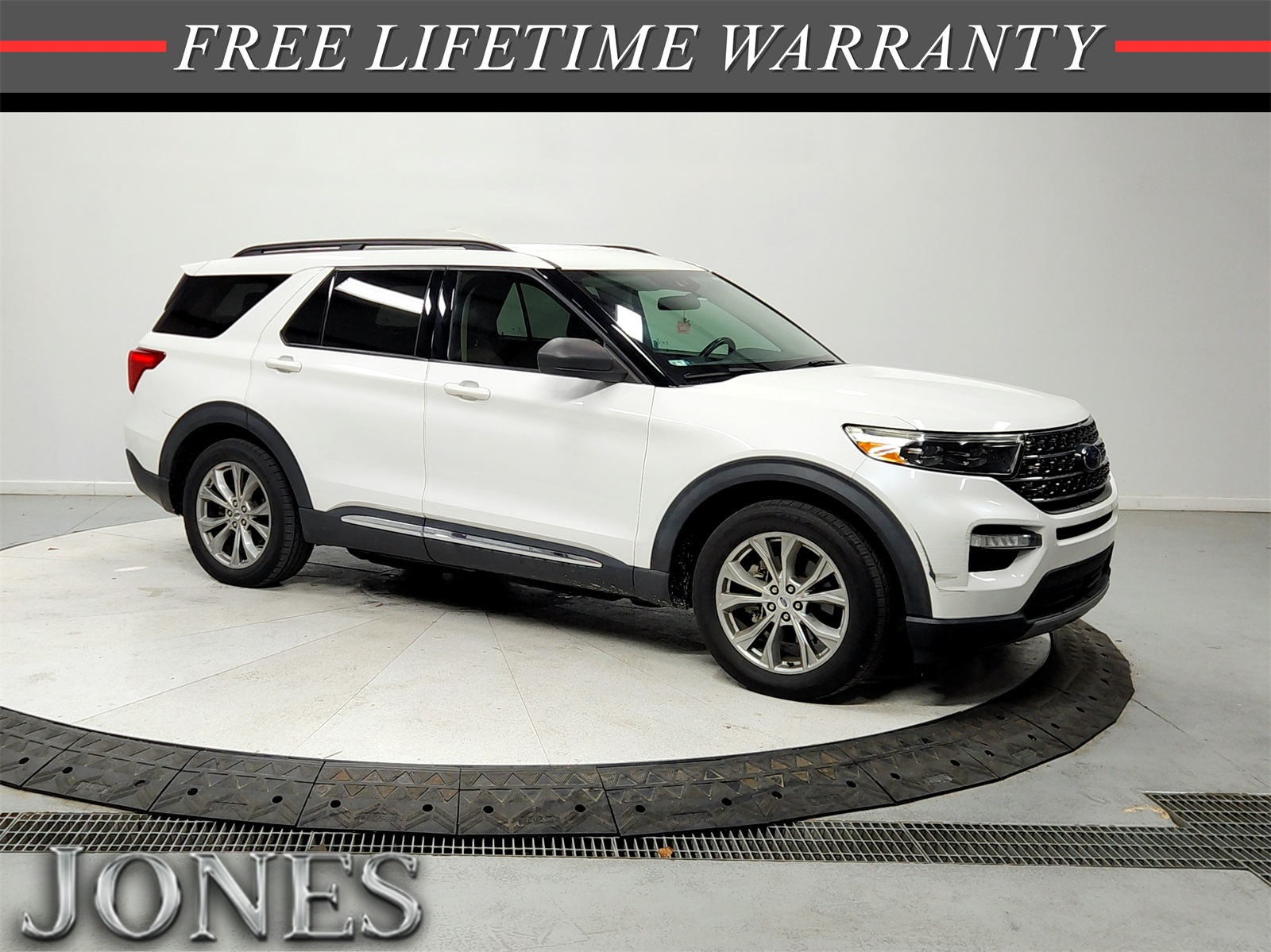 2020 Ford Explorer XLT's photo