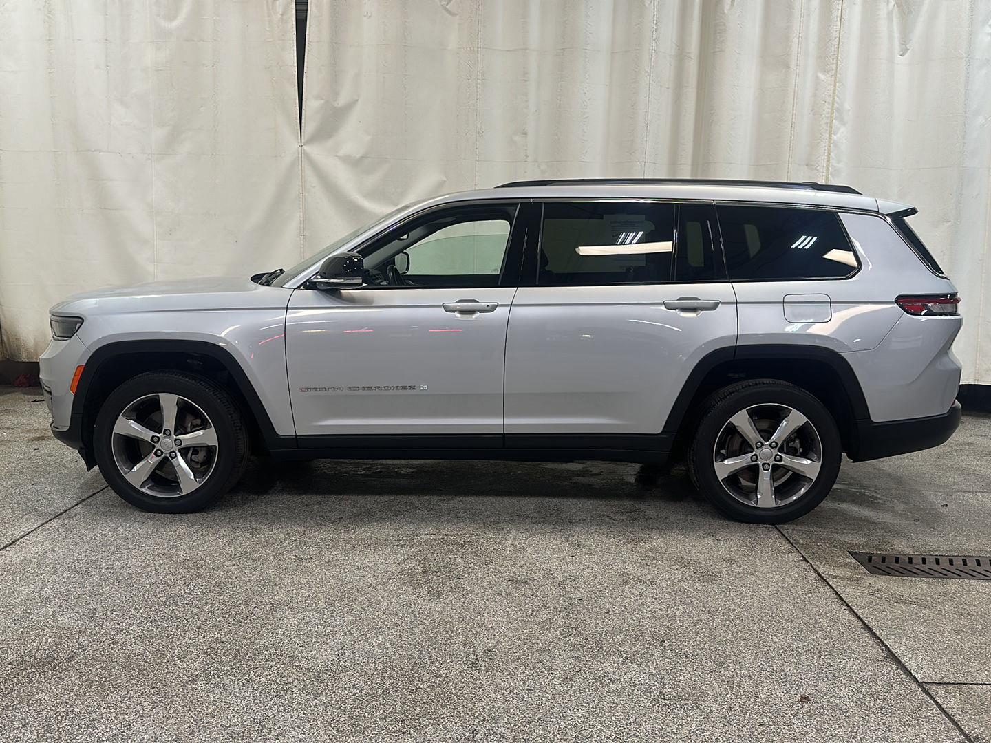 Certified 2021 Jeep Grand Cherokee L Limited with VIN 1C4RJKBG5M8123701 for sale in Waconia, Minnesota