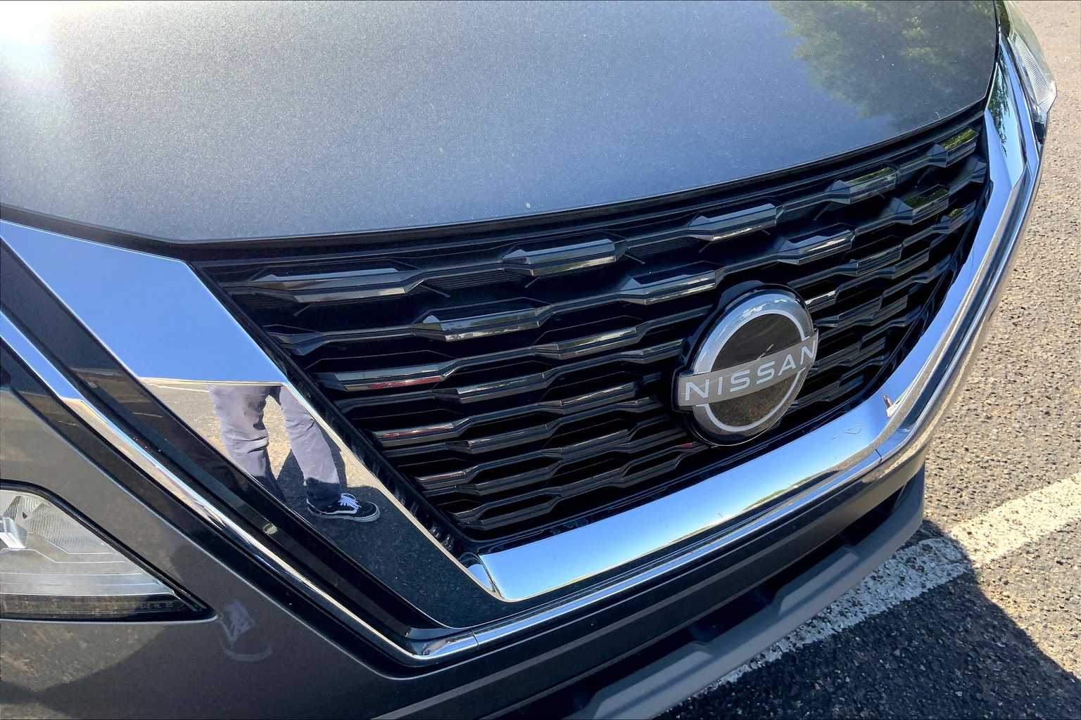 2023 Nissan Rogue SV photo 26