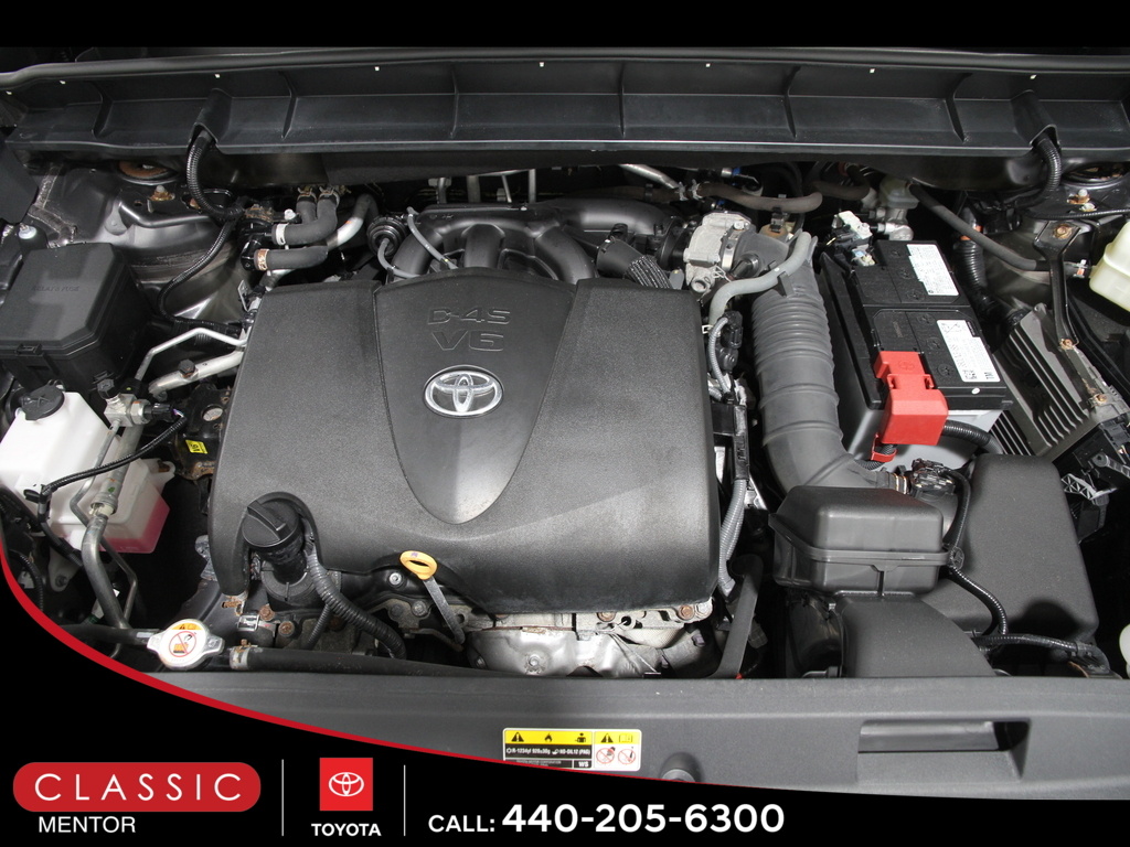 2021 Toyota Highlander Limited photo 19