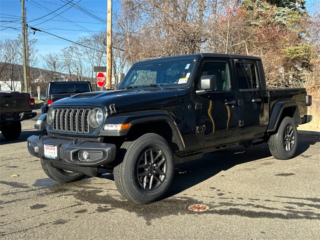 2026 Jeep Gladiator Sport S's photo
