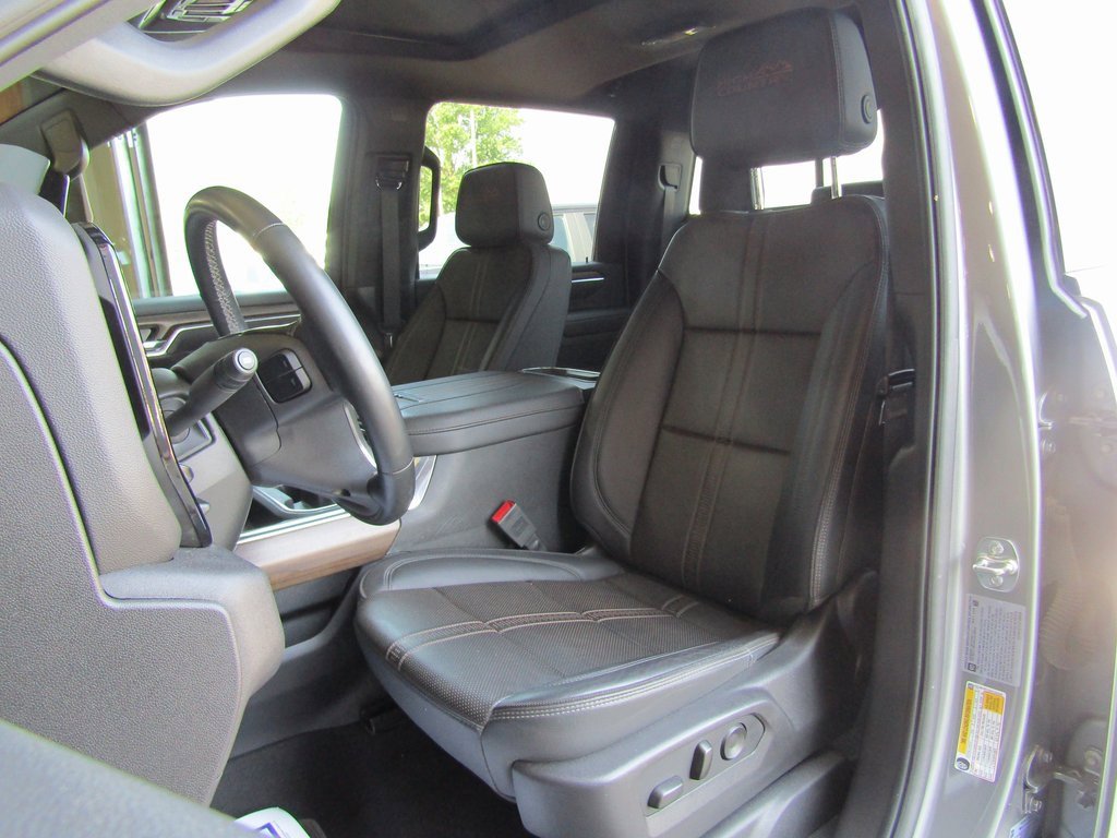 2025 Chevrolet Silverado 3500HD High Country photo 24