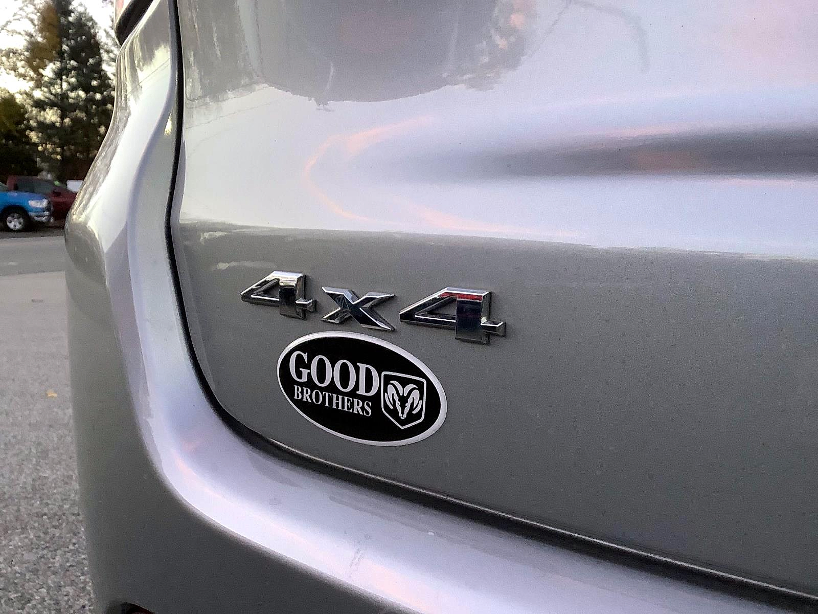 2022 Jeep Compass North Edition Latitude photo 2