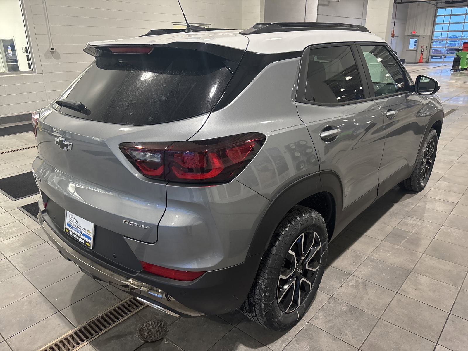 2025 Chevrolet Trailblazer ACTIV photo 2