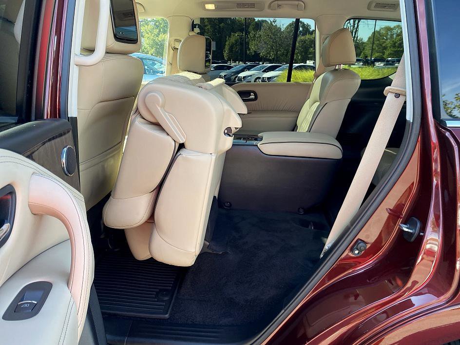 2021 Nissan Armada Platinum photo 23