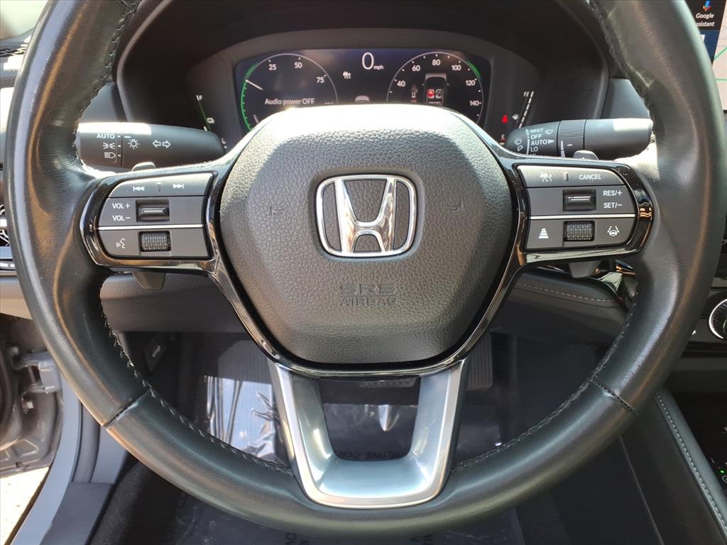 2023 Honda Accord Hybrid Touring photo 17