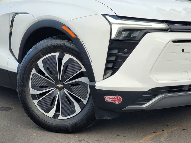 2024 Chevrolet Blazer EV photo 3
