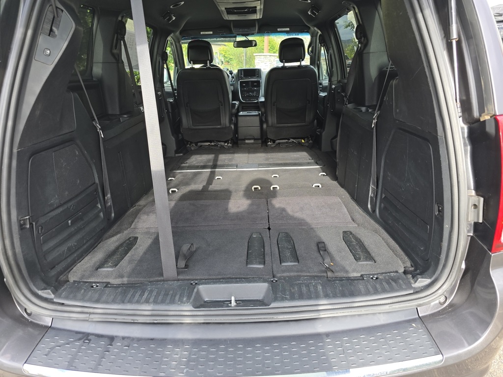 2017 Dodge Grand Caravan GT photo 35