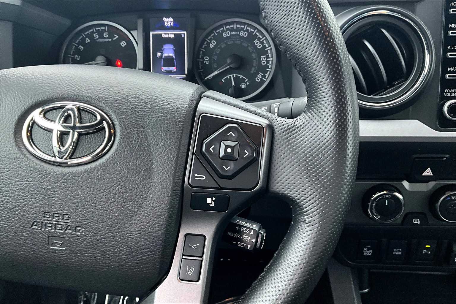 2023 Toyota Tacoma TRD 4x4 photo 21