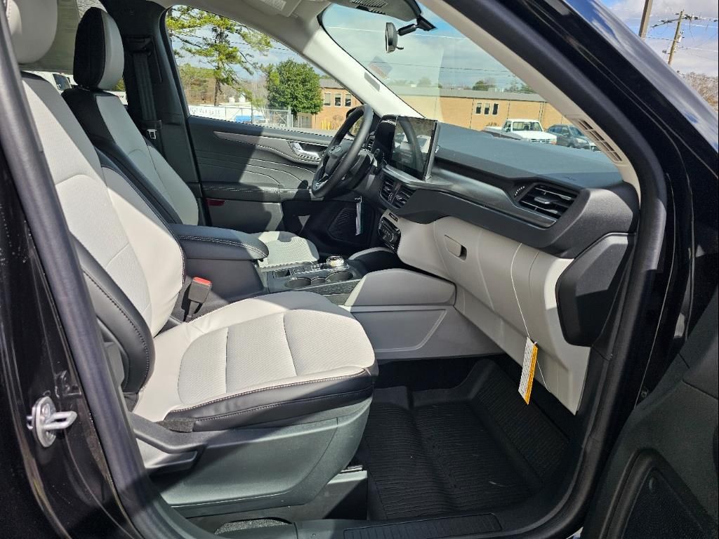 2024 Ford Escape Plug-In Hybrid photo 13