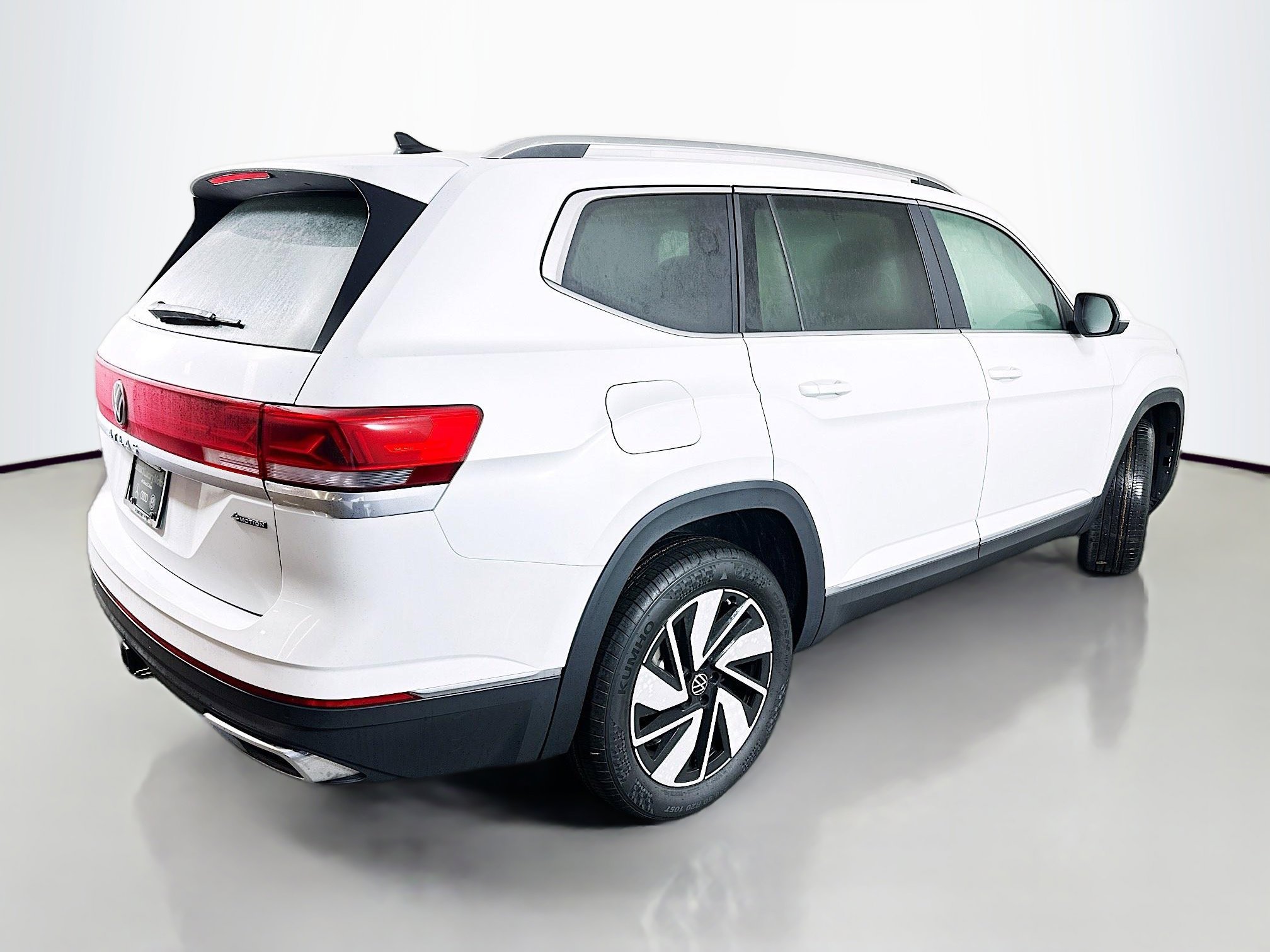 2025 Volkswagen Atlas SEL photo 7