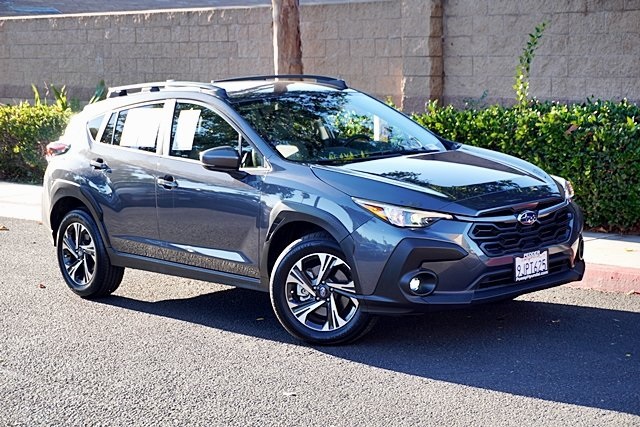 2024 Subaru Crosstrek Premium photo 2
