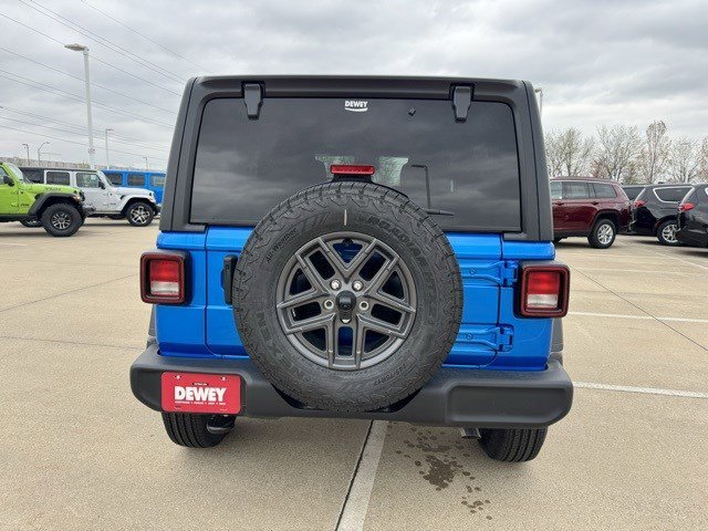 2025 Jeep Wrangler Sport S photo 5