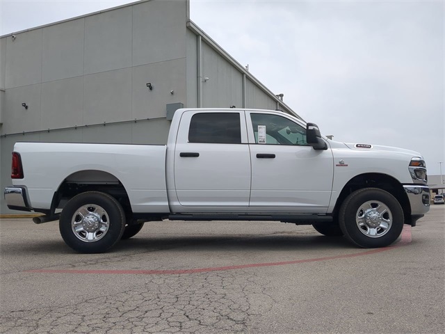 2025 Ram 2500 Tradesman photo 4
