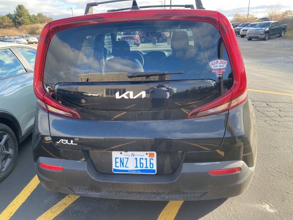 2022 Kia Soul LX photo 3