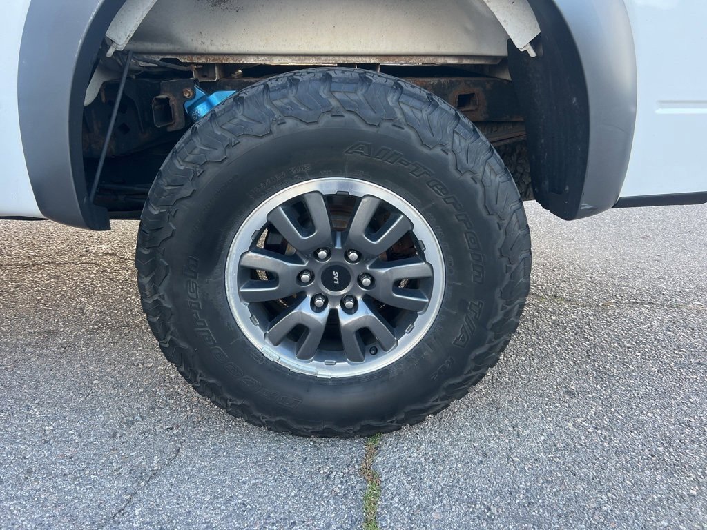 2010 Ford F-150 SVT Raptor photo 19