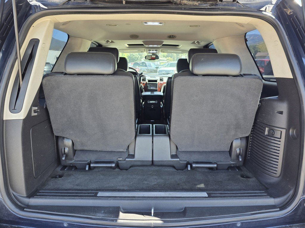 2007 Cadillac Escalade Base photo 22