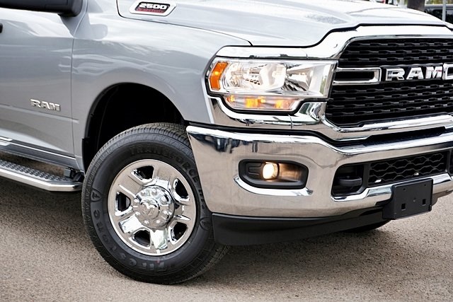 2024 Ram 2500 Big Horn photo 3