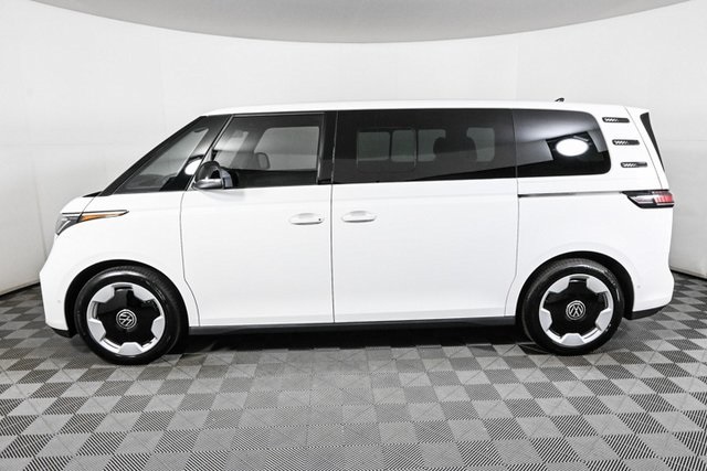 2025 Volkswagen ID. Buzz Pro S photo 2