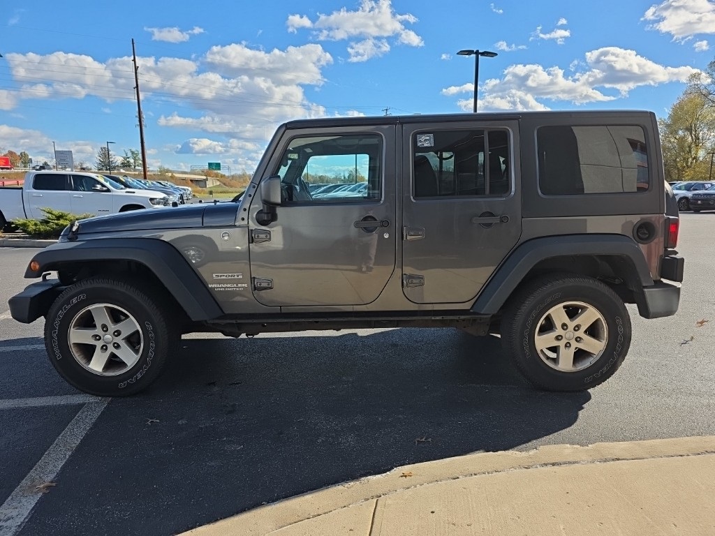 2014 Jeep Wrangler Unlimited Sport's photo