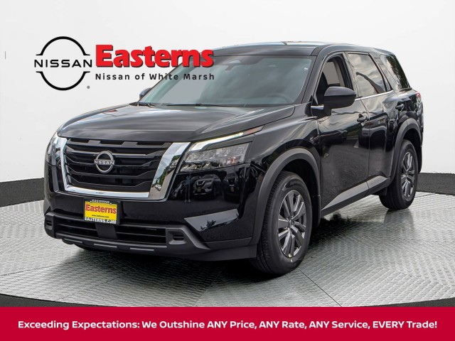 2025 Nissan Pathfinder S