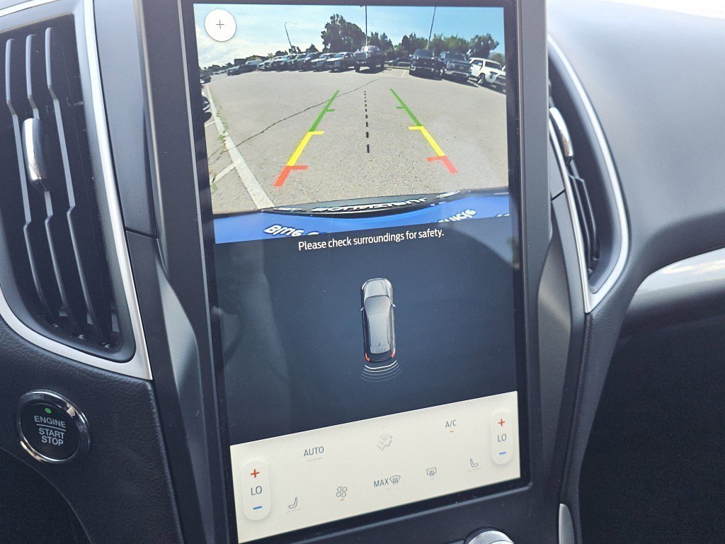 2024 Ford Edge SEL photo 7
