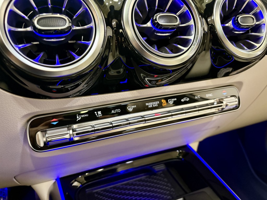 2026 Mercedes Benz GLA 250 photo 17