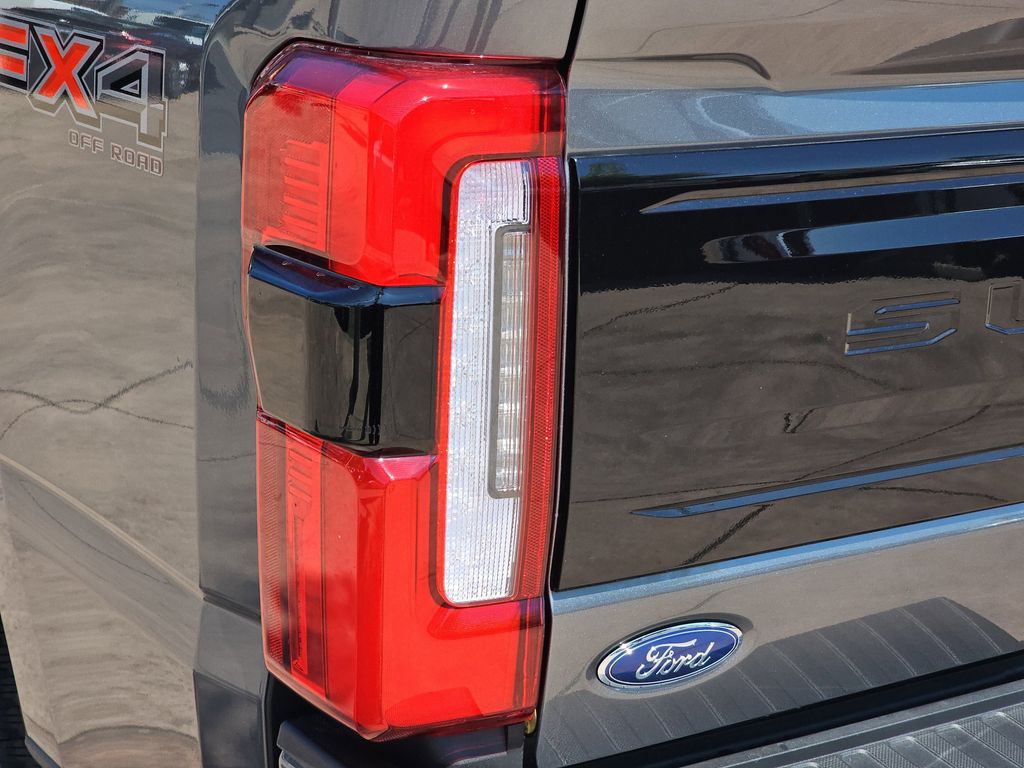 2026 Ford F-350 photo 40
