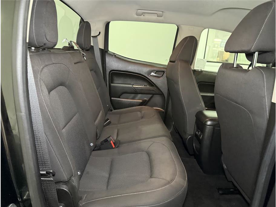 2018 Chevrolet Colorado LT photo 21