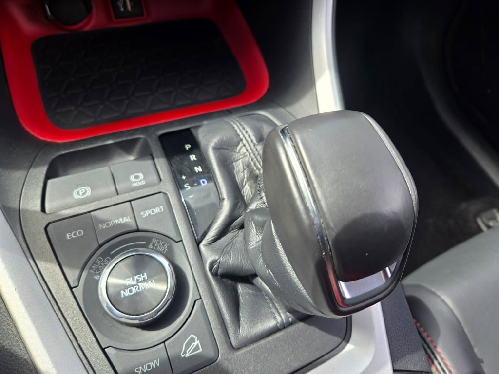 2023 Toyota RAV4 TRD photo 24