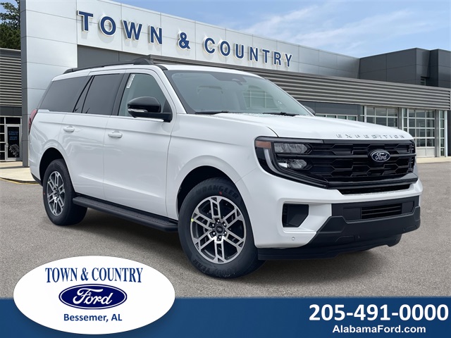 2025 Ford Expedition Active's photo