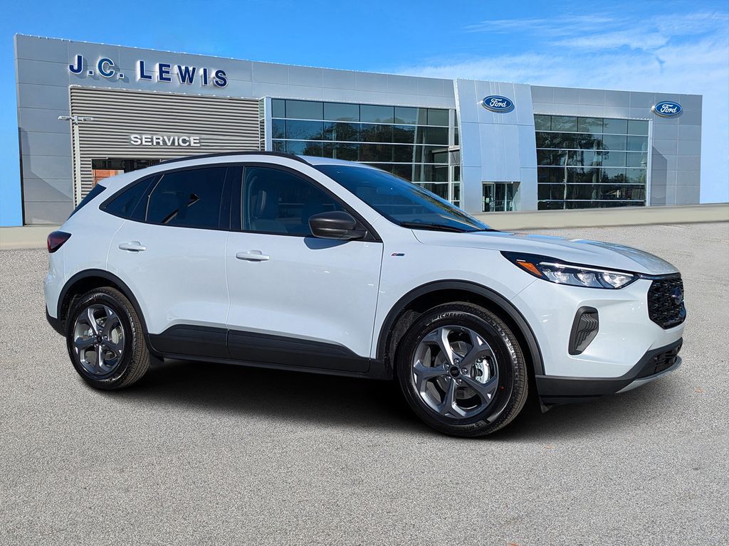 2026 Ford Escape ST-Line's photo