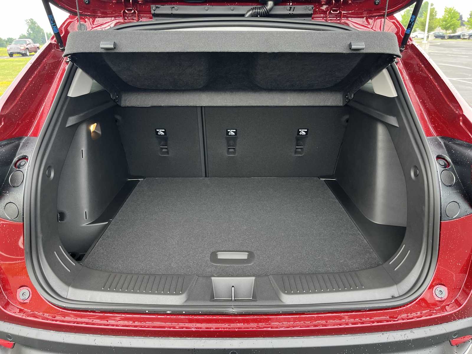 2025 Chevrolet Trax LT photo 22