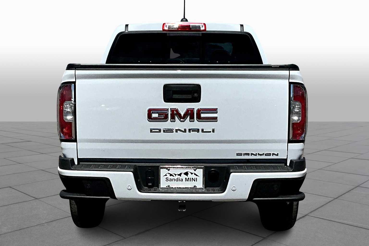 2022 Gmc Canyon Denali photo 4