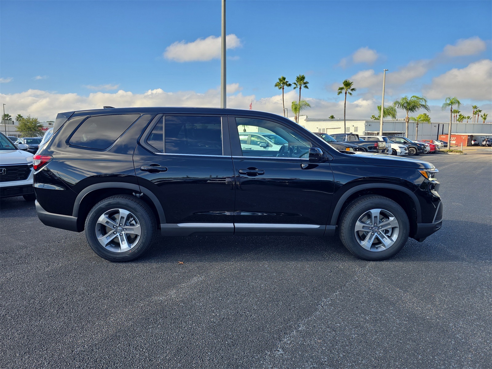 2025 Honda Pilot EX-L photo 2