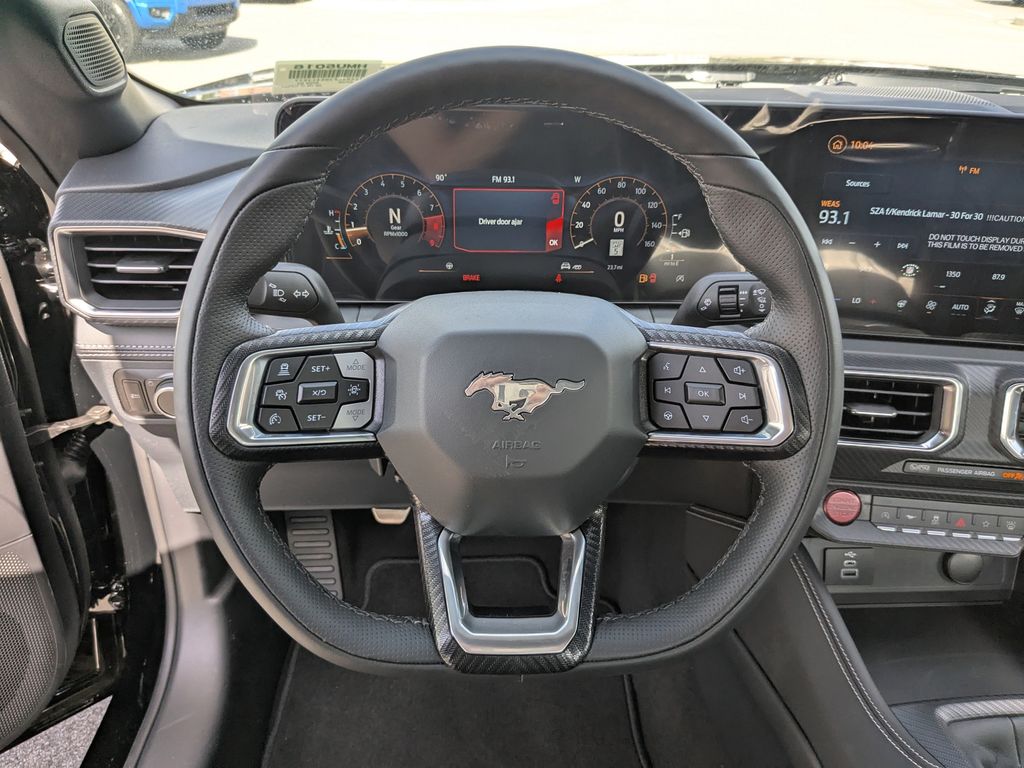 2025 Ford Mustang GT Premium photo 15