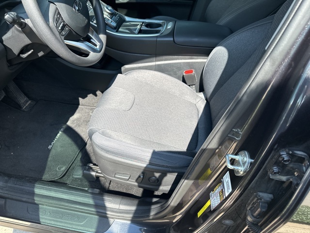 2022 Hyundai Santa Fe SEL photo 6