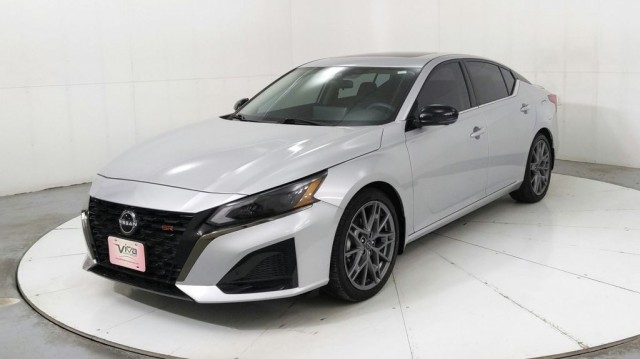 2024 Nissan Altima 2.0 SR