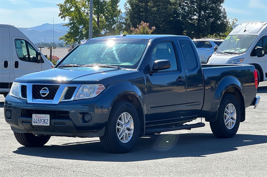 2017 Nissan Frontier SV photo 12