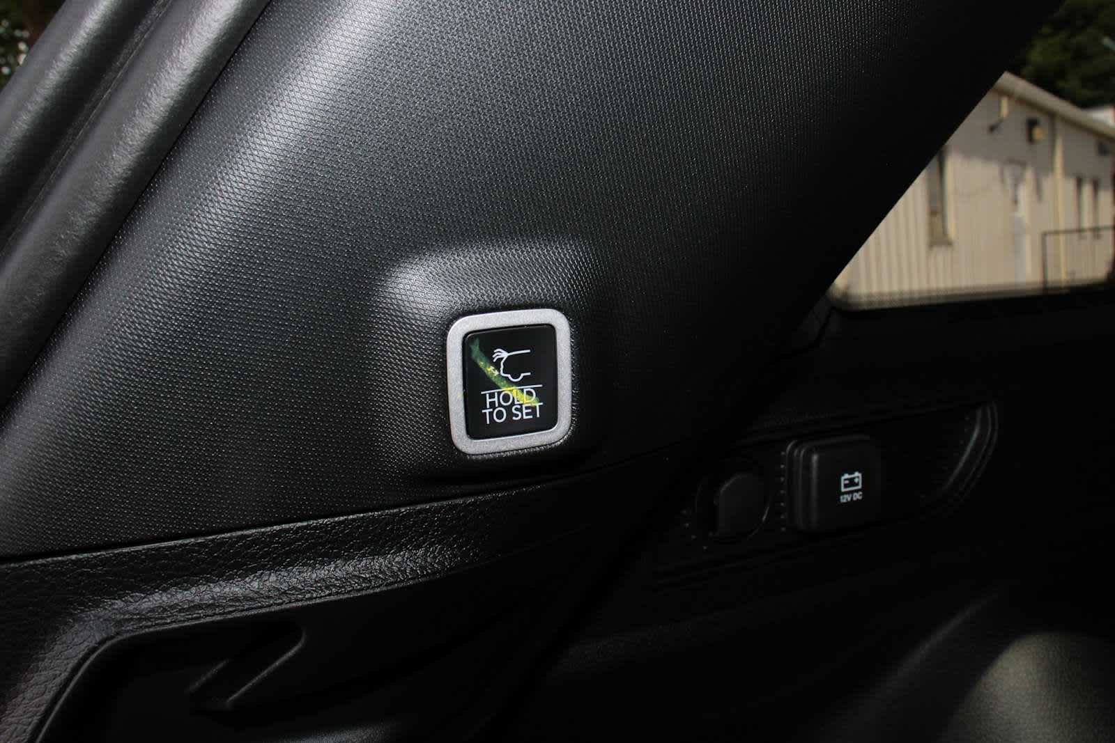 2025 Jeep Grand Cherokee Laredo Altitude photo 44