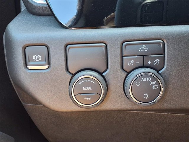 2025 Chevrolet Silverado 1500 LT photo 12