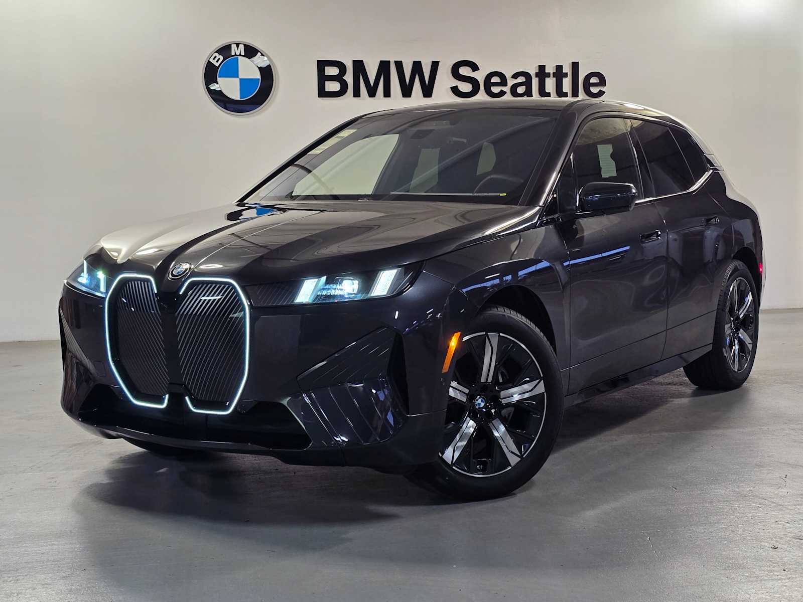 2026 BMW iX 45's photo