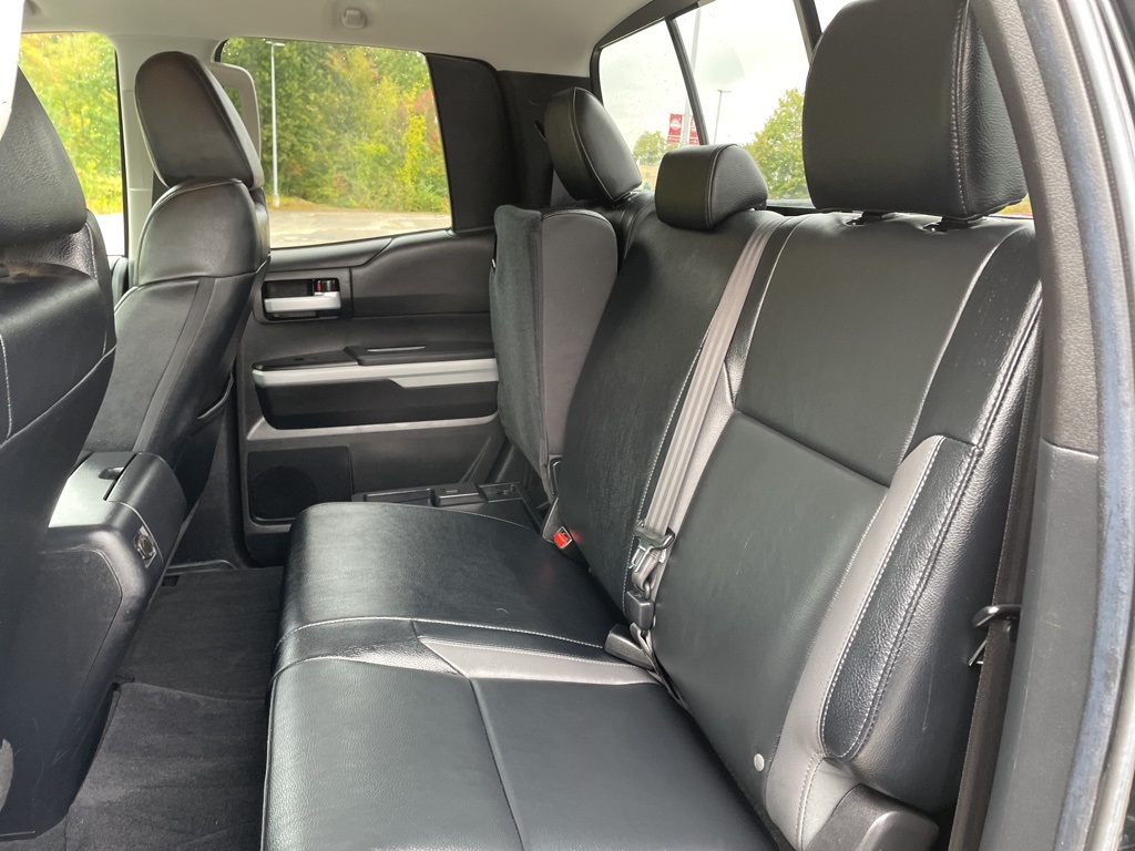 2020 Toyota Tundra Limited Grade photo 6