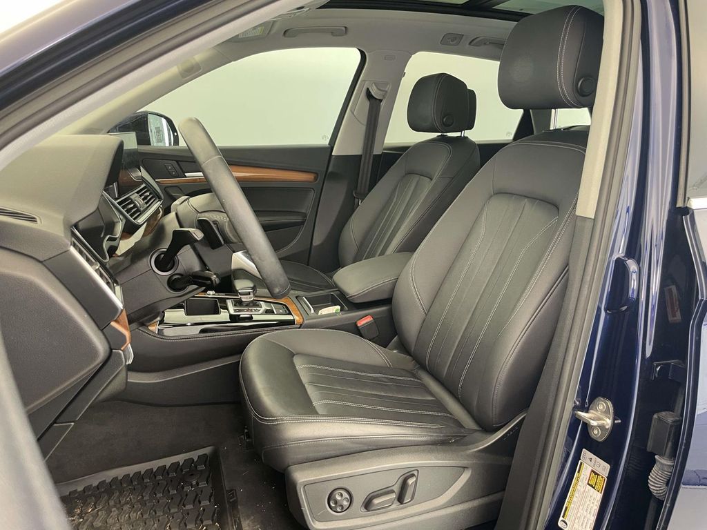 2022 Audi Q5 45 S line Premium photo 4