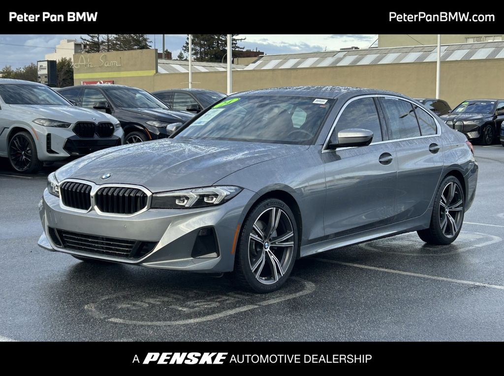 2024 BMW 3 Series 330i's photo