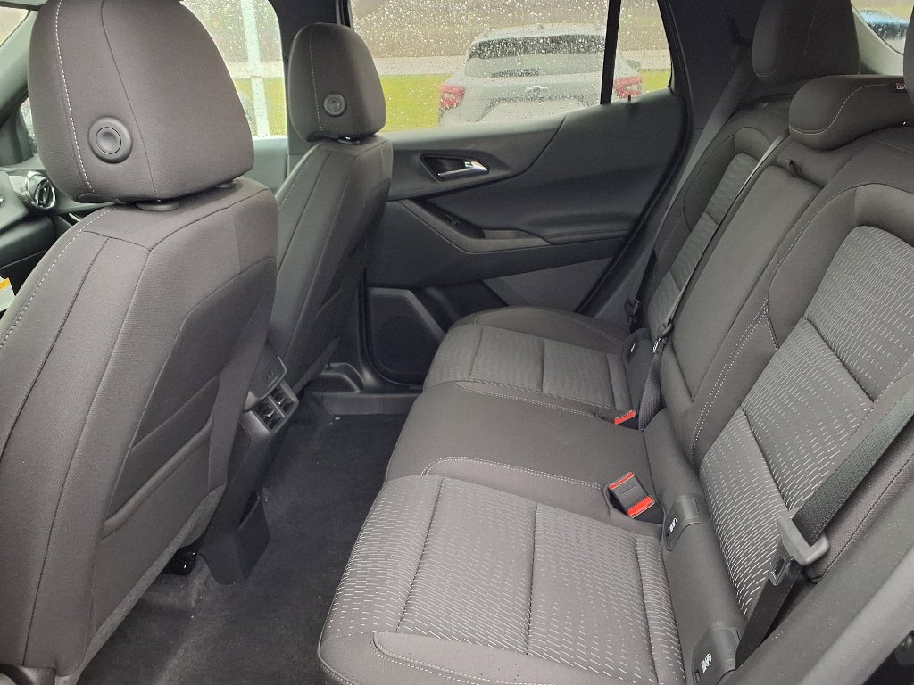 2026 Chevrolet Equinox LT photo 13