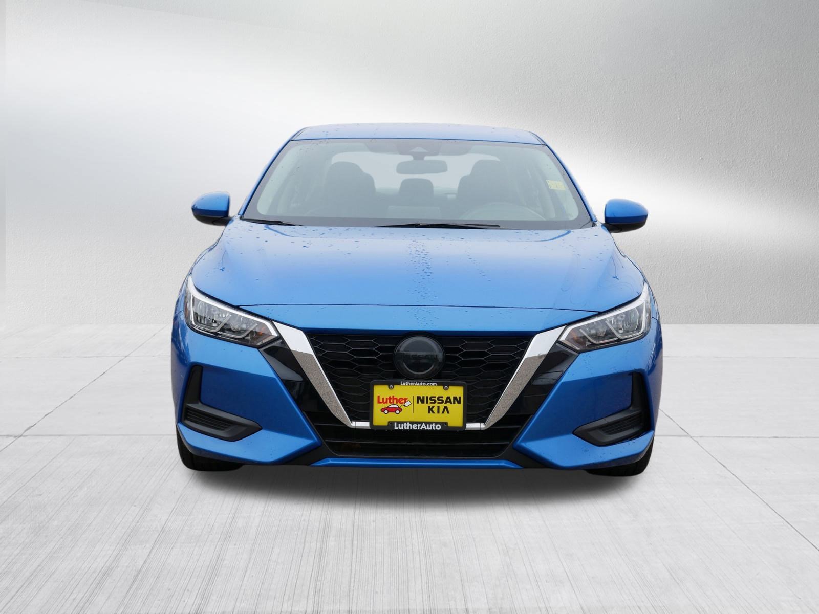 2021 Nissan Sentra SV photo 2