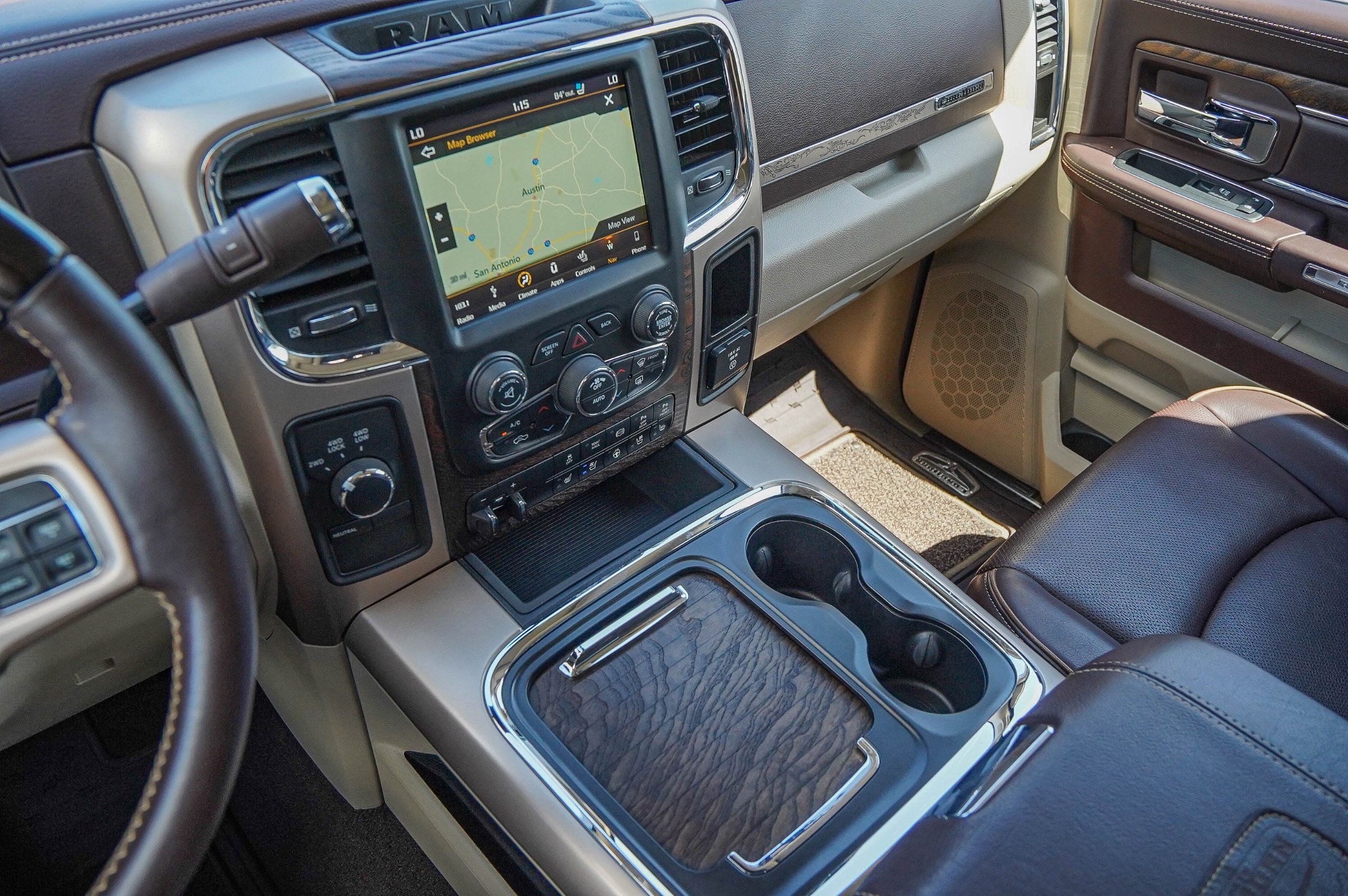 2018 Ram 3500 Laramie Longhorn photo 17