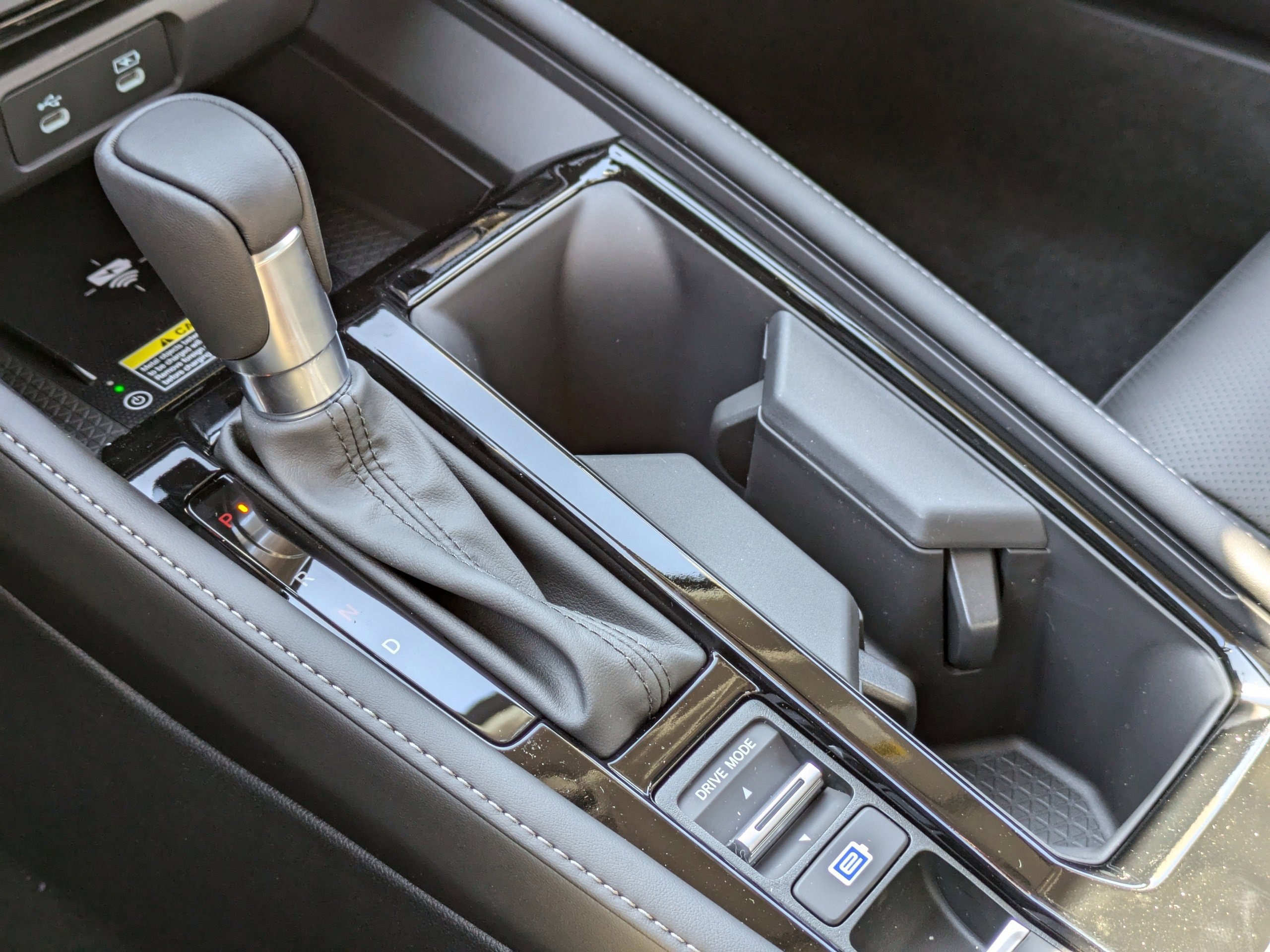 2025 Honda Accord Hybrid Touring photo 13