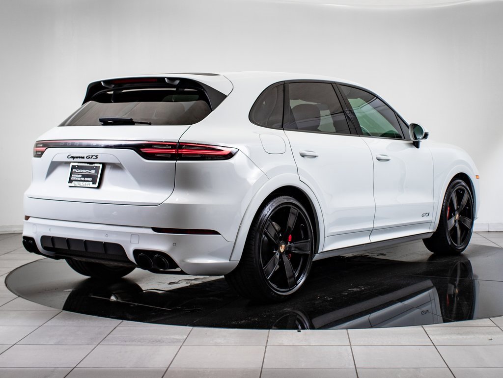 2022 Porsche Cayenne GTS photo 8